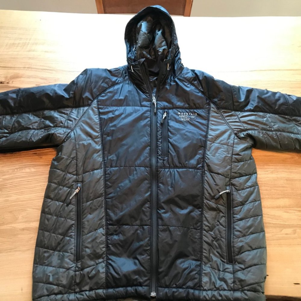 MOUNTAIN HARDWEAR HOODED COMPRESSOR JACKET